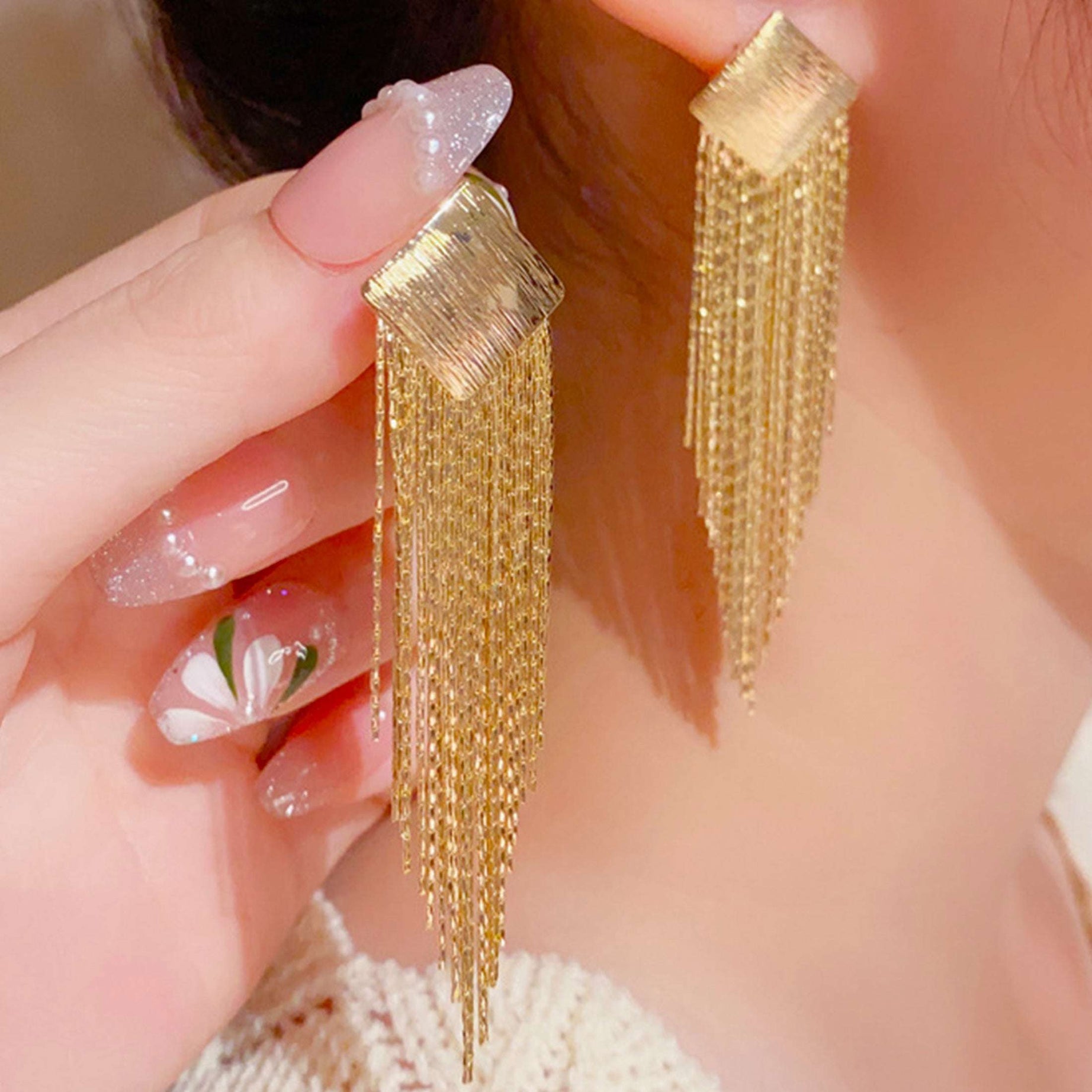 JE25-36 Drop Rhombus Tassel Earrings