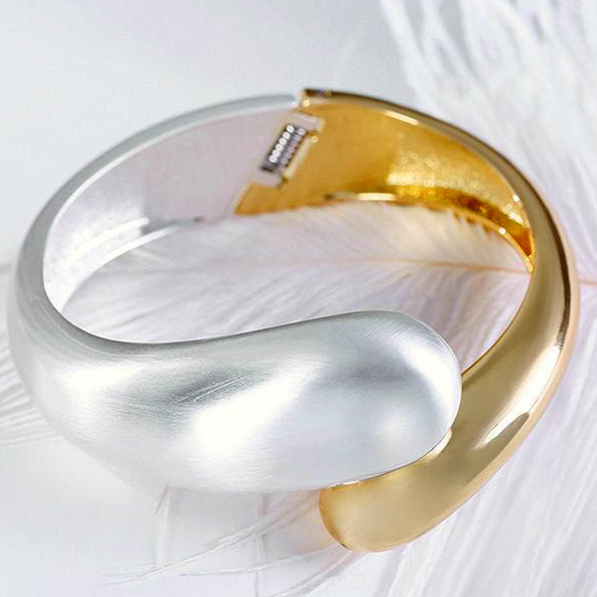 JBR13 Bangle Design Adjustable Bracelet - Gehney